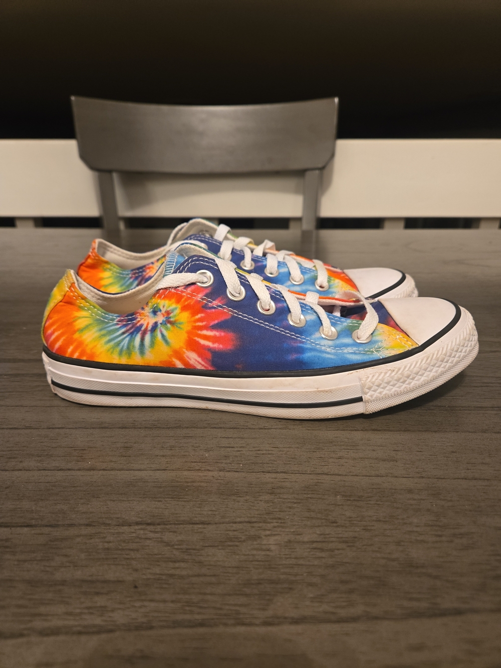 Converse All Star Chuck Taylor Low Tie Dyed Shoes Size 8 Women's